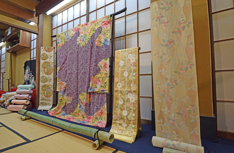 たまるや店内１